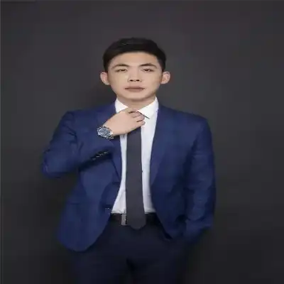 邱静